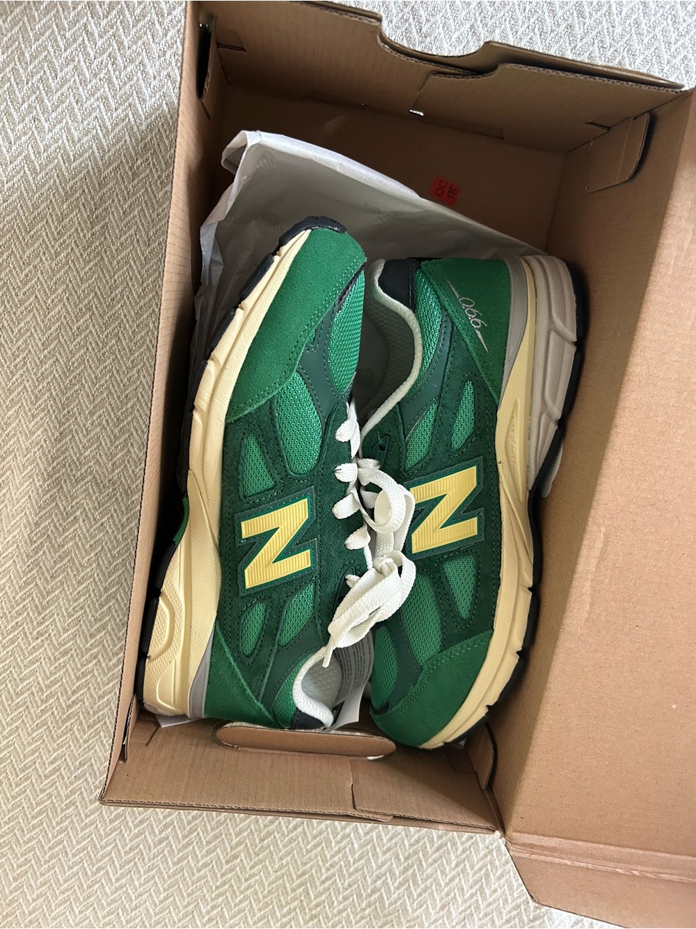 New Balance Green & Yellow 990-Style Running Sneakers size EU 38